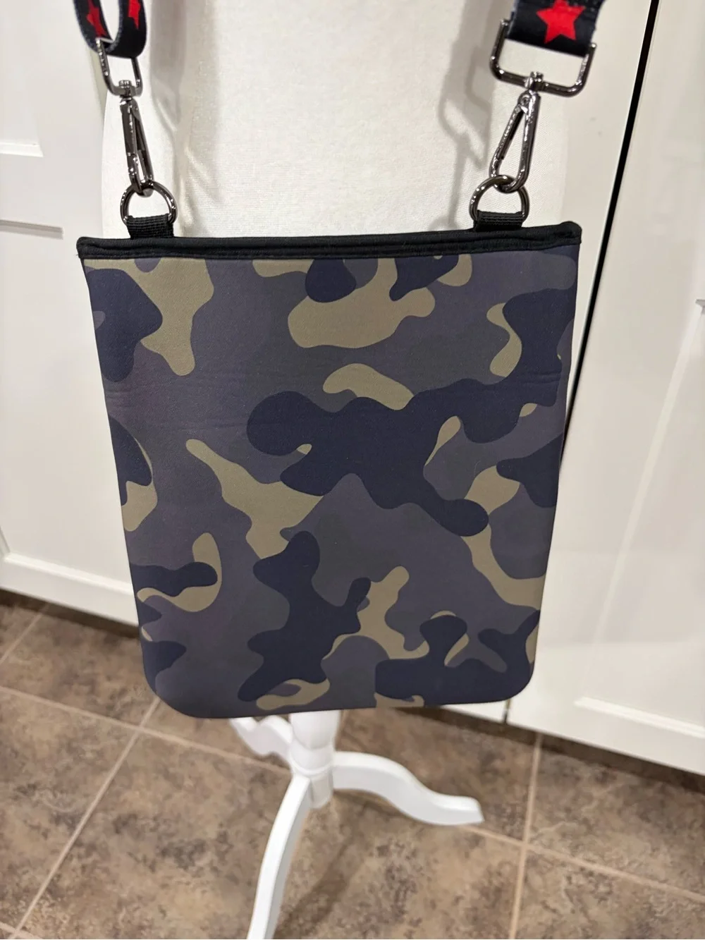 Women's Camo Crossbody Bag with Red Stripe